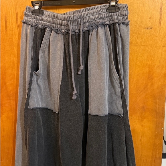 NWOT* Wide leg lounge pants sz L - Picture 2 of 5